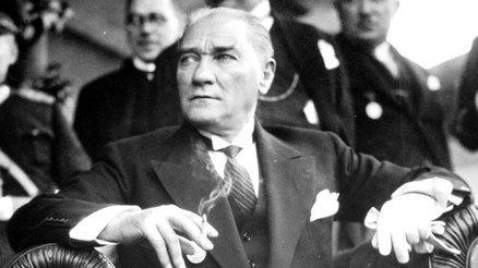 Ata’nın cephedeki objektifi