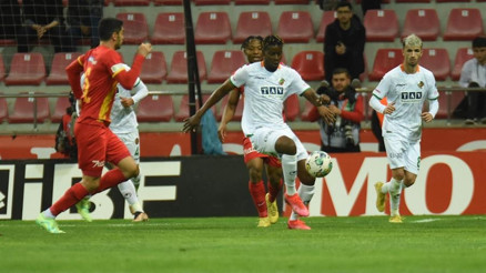 Alanyaspor, Kayserisporu farklı geçti