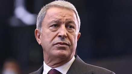Bakan Akardan depremzedelere: Her şey normalleşinceye kadar başımızın tacısınız