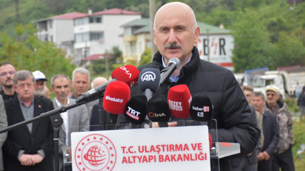 Bakan Karaismailoğlu: Sandığın rengi belli oldukça yalanları ortaya çıktı Bakan Karaismailoğlu: Sandığın rengi belli oldukça yalanları ortaya çıktı