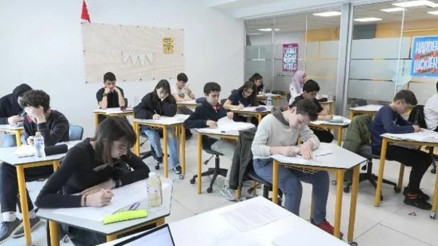 Demirören Medya ve Teknoloji Mesleki ve Teknik Anadolu Lisesi’nden Bilim Olimpiyatlarına ev sahipliği