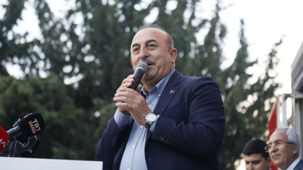 Çavuşoğlu: Kılıçdaroğlu, YPG/PYD terör örgütü mü değil mi