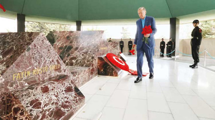 Demokrasi şehitleri 63. yılında anıldı Demokrasi şehitleri 63. yılında anıldı