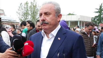 TBMM Başkanı Mustafa Şentop oyunu kullandı