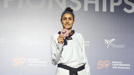 Hatice Kübra İlgünden bronz madalya