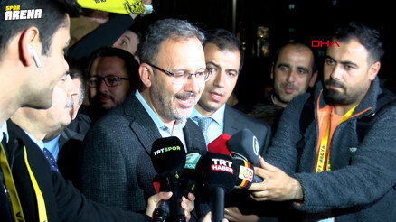 Bakan Kasapoğlu: Galatasaray camiasını gönülden tebrik ediyorum