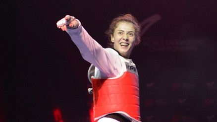 Milli tekvandocu Merve Dinçel, altın madalya kazandı