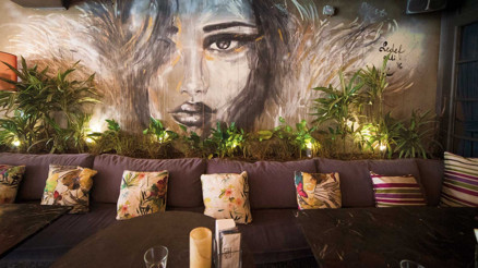 Ortam şık, menü zengin, müzik iyi