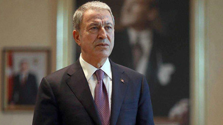 Bakan Akar, Hava Kuvvetleri Komutanı Orgeneral Gülanı kabul etti