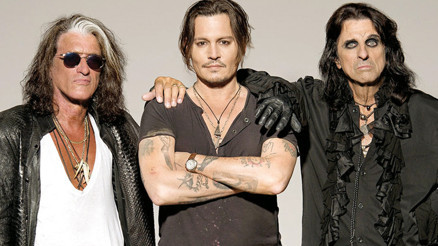 Konser geliri depremzedeye