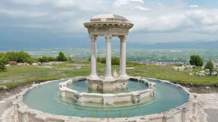 2 bin yıllık antik çeşme, 13 asır sonra yeniden suya kavuştu