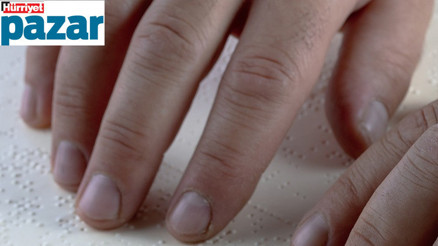 Havaalanında bir ‘blind’ yolcu