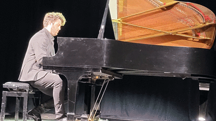 Alkışlar Utku Asan’a