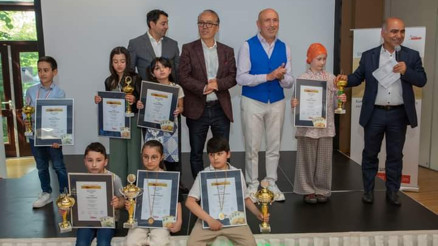 Düsseldorf’ta okuma festivali galası