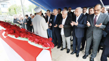 Gazeteci Mehmet Barlas uğurlandı