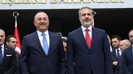 Dışişleri Bakanlığında devir teslim töreni... Bakan Fidan: Şahsıma gösterilen güven için teşekkür ediyorum