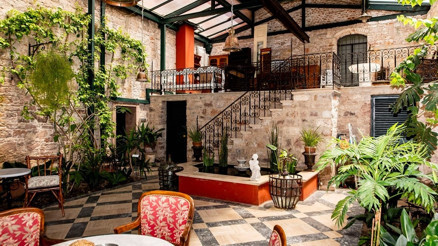 Ayvalıkta bir kültür sanat bahçesi: ASKEV Sera