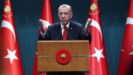 Son dakika: Cumhurbaşkanı Erdoğan: Emekli maaşı ve ikramiyesi bayram öncesi hesaplara yatacak