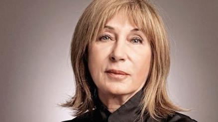 Ayşe Kulin gelecekten bildiriyor... Ayşe Kulin gelecekten bildiriyor...