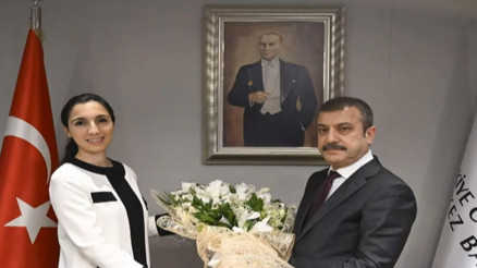 Merkez Bankasında devir teslim Hafize Gaye Erkan görevi devraldı