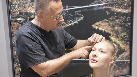 Dr. Servet Terziler yazdı: Robotik DHI ekim  ile kalıcı kaşlar...