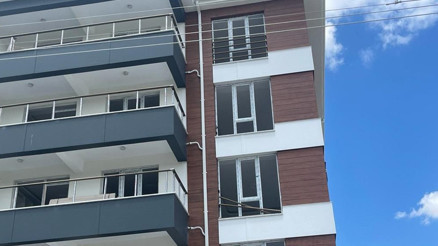 İnşaatın 4. katından düşen işçi hayatını kaybetti