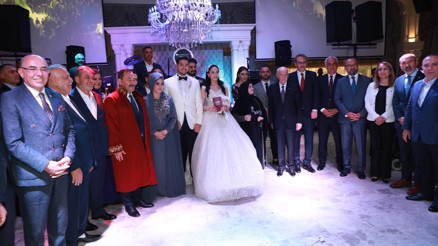 Demirel ailesinin mutlu günü