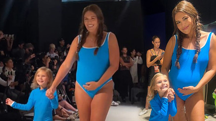 Podyumda bebeğini emzirmişti... Ünlü model şimdi de karnı burnunda defileye çıktı Podyumda bebeğini emzirmişti... Ünlü model şimdi de karnı burnunda defileye çıktı