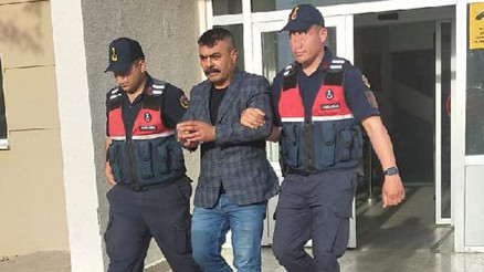 Çaldıkları 2 ineği tarlada kesip, eti satmışlar