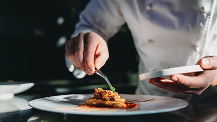 Başarılı bir yemek sunumunun püf noktaları nelerdir Başarılı bir yemek sunumunun püf noktaları nelerdir