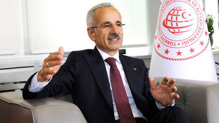 Bakan Uraloğlu: 2023te 299 binden fazla kruvaziyer yolcusunu misafir ettik