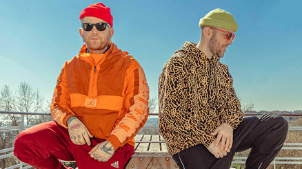 Dam Üstüne Çul Serer’e Athena’dan Enerjik Dokunuş