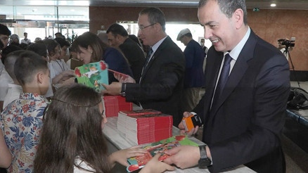 İş Bankasının ‘Karneni Göster Kitabını Al’ kampanyası 16 yaşında