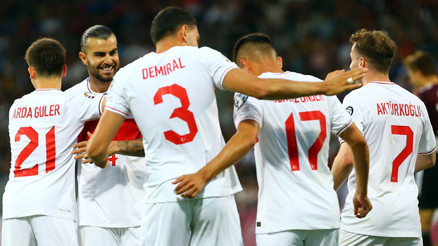 Letonya 2-3 Türkiye (Milli Takım liderliğe yükseldi) Letonya 2-3 Türkiye (Milli Takım liderliğe yükseldi)