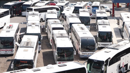 Otogarlar dolup taşıyor Ek seferler kondu