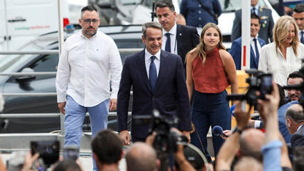 Yunanistan seçim sonuçları... Miçotakis tekrar başbakan