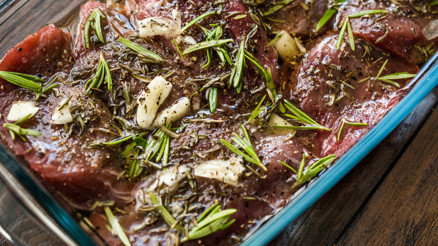 Et nasıl marine edilir Kurbanlık et marinesi için gerekli malzemeler neler İşte marinasyonun püf noktaları