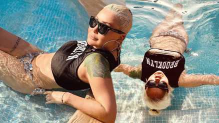 Senelere kafa tutan kadın... Kim der 59 yaşında