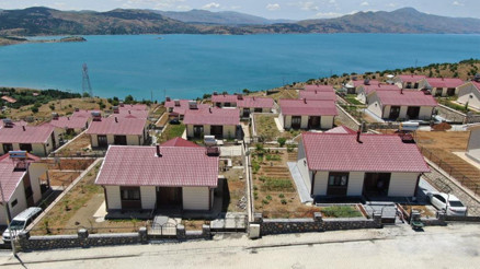 TOKİnin köy konutları yazlık villa gibi... Vatandaşlar çok memnun