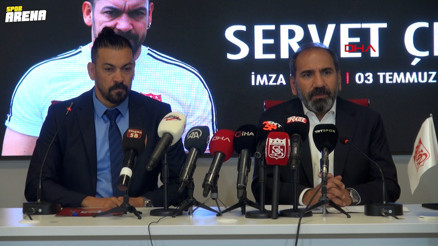 Sivasspor, Servet Çetin ile sözleşme imzaladı