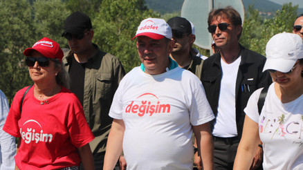 Tanju Özcanın Ankaraya başlattığı Değişim ve Adalet yürüyüşünde ikinci gün