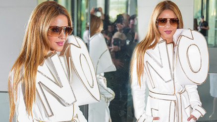 Bir anda bütün gözler ona çevrildi: İhanetle suçladığı eski aşkına bu kez de giysili mesaj yolladı Bir anda bütün gözler ona çevrildi: İhanetle suçladığı eski aşkına bu kez de giysili mesaj yolladı