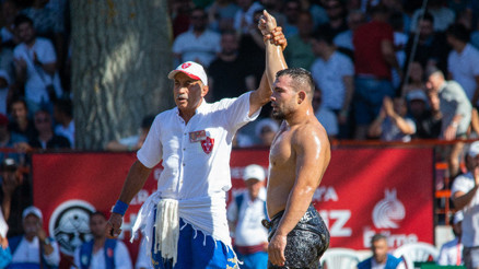 Son dakika haberi: 662. Kırkpınar Yağlı Güreşlerinde başpehlivan belli oldu Yusuf Can Zeybek ilk kez altın kemer sevinci yaşadı