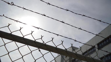 Adalet Bakanlığından 5 yıl ceza için açıklama Açık cezaevi izinleri uzatıldı mı, af mı çıktı Mahkumlar için denetimli serbestlik koşulları