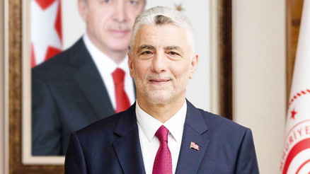 Ticaret Bakanı Bolat açıkladı: Türkiye’ye yatırım için büyük heves var