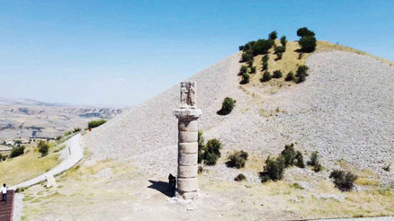 ‘Tokalaşma sütunu’ ayağa kalktı