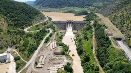 Bartında sel sonrası Kirazlıköprü Barajından kontrollü su bırakılıyor