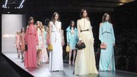 Güiza, moda tanıtımında