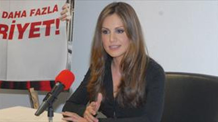 Frankfurtta Nazan Eckes Rüzgarı