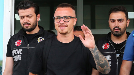 Angelino, Galatasaraya transfer olmak için her şeyi yaptı Teklifleri reddetti, Leipzigi ikna etti... Kiralık sözleşmede dikkat çeken detay...